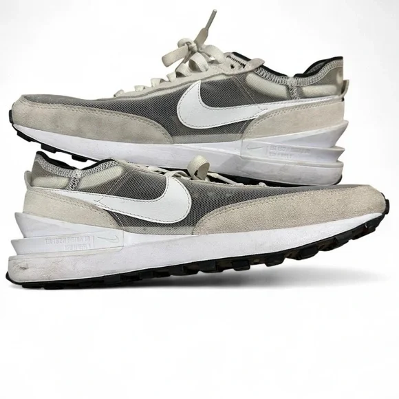 Nike Men’s Waffle One Sneakers - Picture 8 of 8
